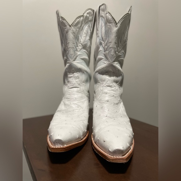 Tecovas Women’s Snow Ostrich Size 12! - Picture 4 of 8